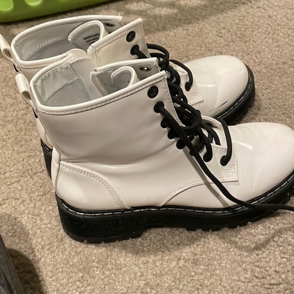 White Lace-Up Heeled Boots